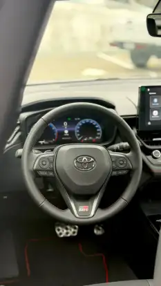 TOYOTA-COROLLA CROSS-2026