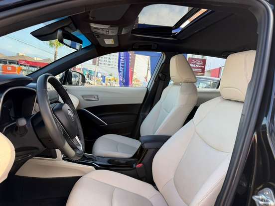TOYOTA-COROLLA CROSS-2023