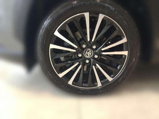 TOYOTA-COROLLA CROSS-2024