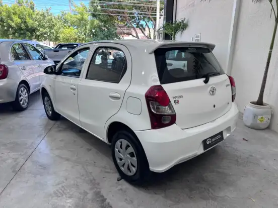 TOYOTA-ETIOS-1.3 X 16V FLEX 4P MANUAL TOYOTA-ETIOS-2019