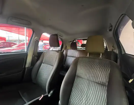 TOYOTA-ETIOS-2019