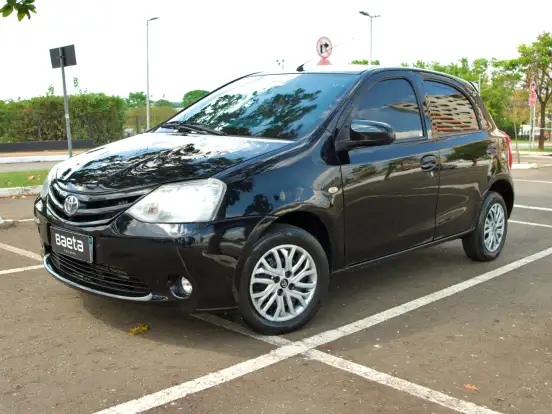 TOYOTA-ETIOS-1.3 X 16V FLEX 4P MANUAL TOYOTA-ETIOS-2014