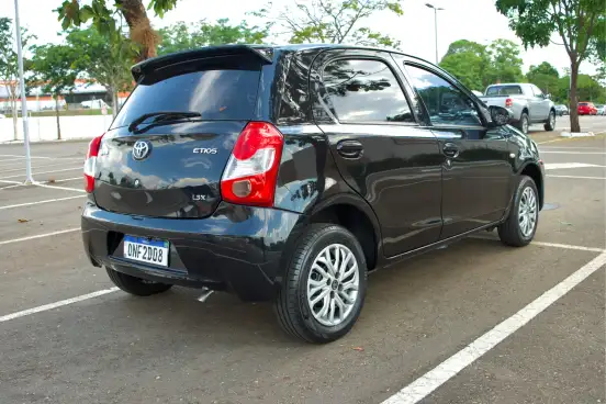 TOYOTA-ETIOS-2014
