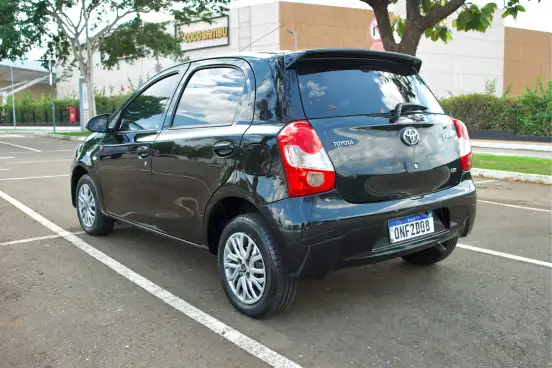 TOYOTA-ETIOS-2014