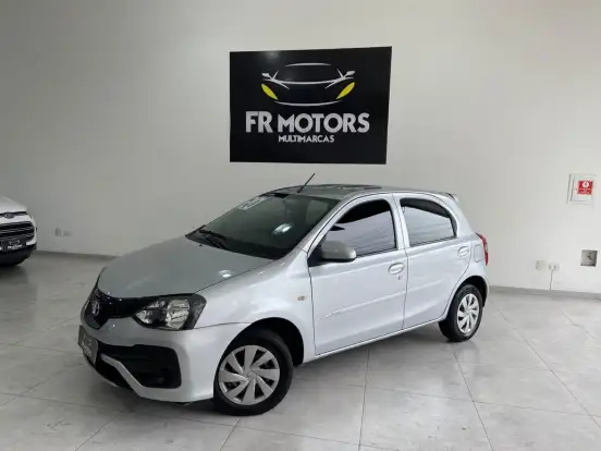 TOYOTA-ETIOS-2019