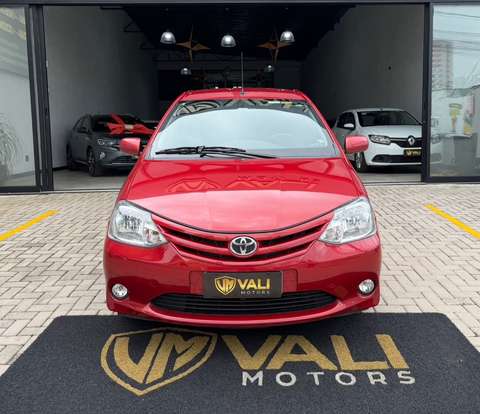 TOYOTA-ETIOS-2013