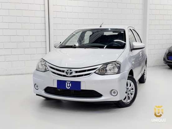 TOYOTA-ETIOS-1.3 X 16V FLEX 4P MANUAL TOYOTA-ETIOS-2014