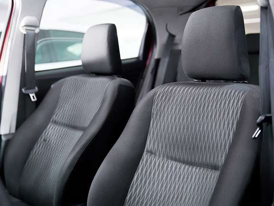 TOYOTA-ETIOS-1.3 X 16V FLEX 4P MANUAL TOYOTA-ETIOS-2016