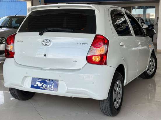 TOYOTA-ETIOS-1.3 X 16V FLEX 4P MANUAL TOYOTA-ETIOS-2019