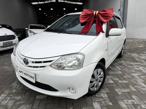 TOYOTA ETIOS 1.3 XS 16V FLEX 4P MANUAL