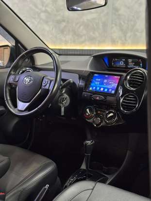 TOYOTA-ETIOS-2018