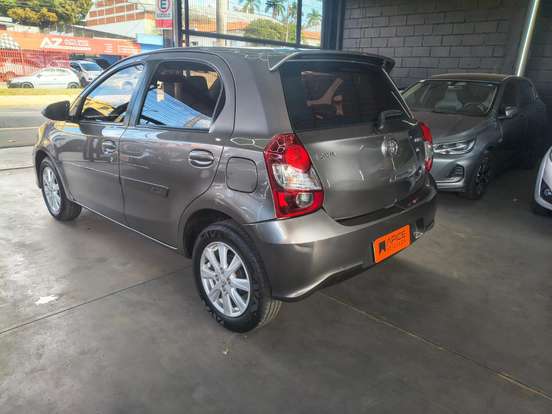 TOYOTA-ETIOS-1.5 X PLUS 16V FLEX 4P AUTOMÁTICO TOYOTA-ETIOS-2018