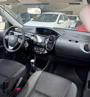 TOYOTA-ETIOS-2018