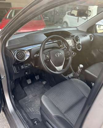 TOYOTA-ETIOS-2018