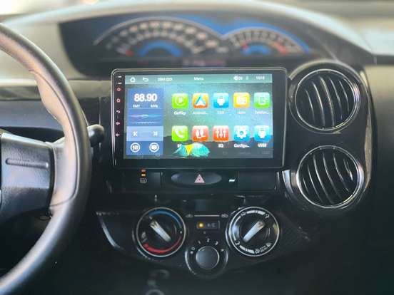TOYOTA-ETIOS-2015