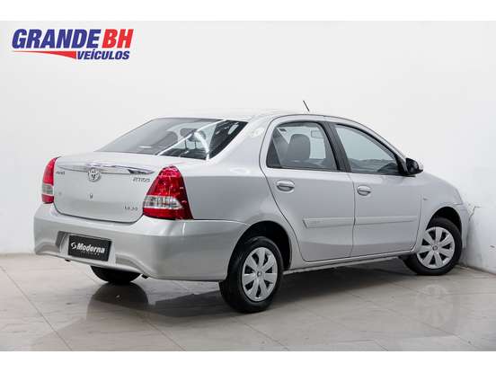 TOYOTA-ETIOS-2018