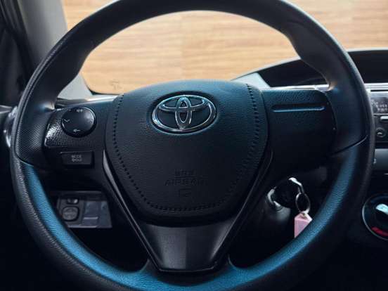 TOYOTA-ETIOS-1.5 XS SEDAN 16V FLEX 4P MANUAL TOYOTA-ETIOS-2015