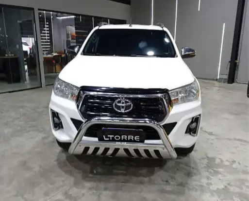 TOYOTA-HILUX-2020
