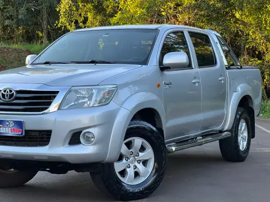 TOYOTA-HILUX-2.7 SR 4X2 CD 16V FLEX 4P AUTOMÁTICO TOYOTA-HILUX-2012