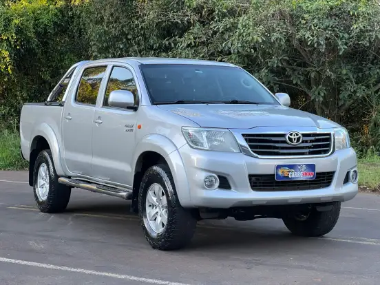 TOYOTA-HILUX-2012