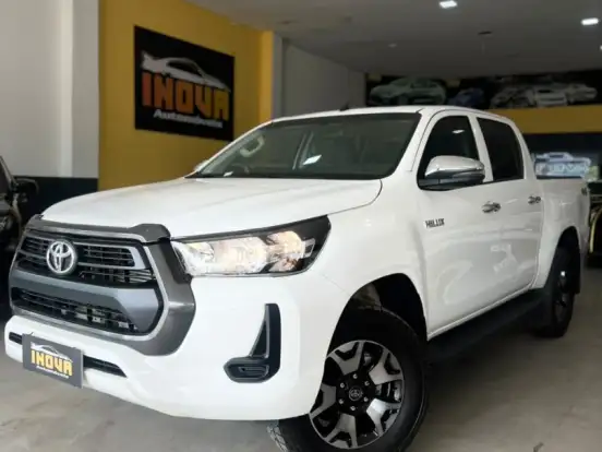 TOYOTA-HILUX-2.8 D-4D TURBO DIESEL CD POWER PACK 4X4 MANUAL TOYOTA-HILUX-2023