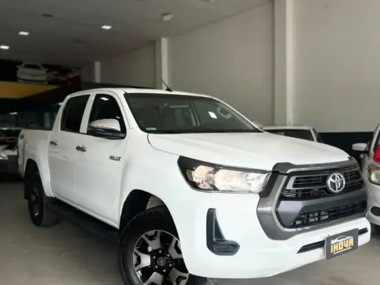 TOYOTA-HILUX-2.8 D-4D TURBO DIESEL CD POWER PACK 4X4 MANUAL TOYOTA-HILUX-2023