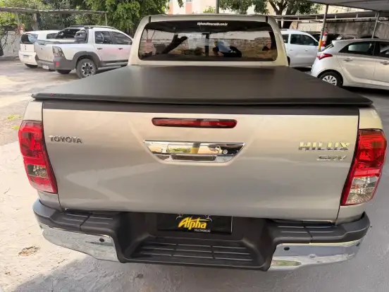 TOYOTA-HILUX-2022