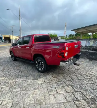 TOYOTA-HILUX-2.8 D-4D TURBO DIESEL CD SRX 4X4 AUTOMÁTICO TOYOTA-HILUX-2021