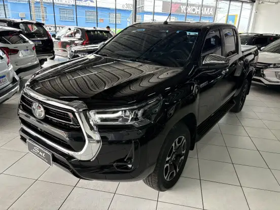 TOYOTA-HILUX-2023