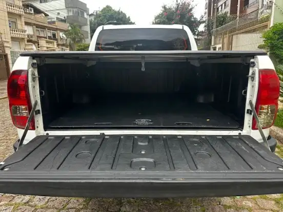 TOYOTA-HILUX-2020