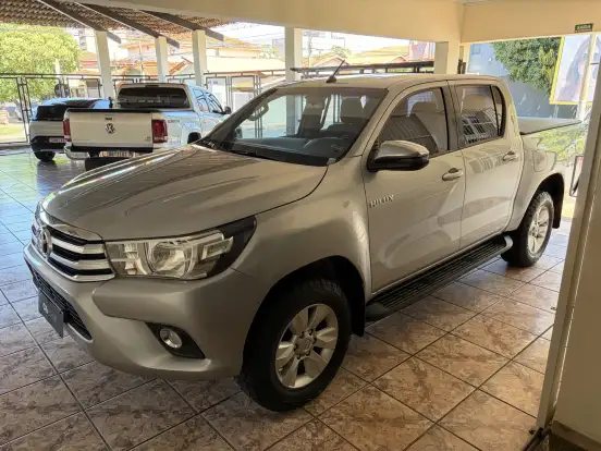 TOYOTA-HILUX-2.8 SRV 4X4 CD 16V DIESEL 4P AUTOMÁTICO TOYOTA-HILUX-2018