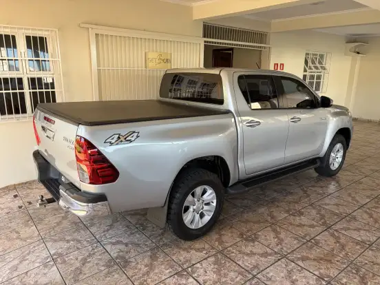 TOYOTA-HILUX-2.8 SRV 4X4 CD 16V DIESEL 4P AUTOMÁTICO TOYOTA-HILUX-2018