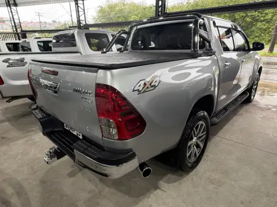 TOYOTA-HILUX-2.8 SRV 4X4 CD 16V DIESEL 4P AUTOMÁTICO TOYOTA-HILUX-2019