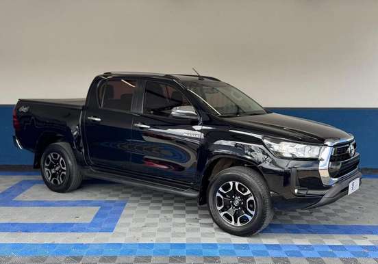 TOYOTA-HILUX-2020