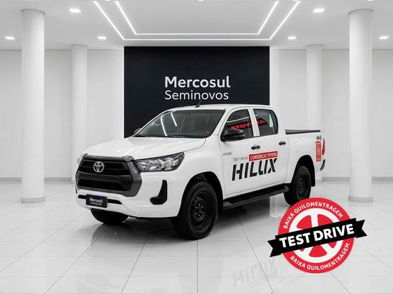 TOYOTA HILUX 2.8 D-4D TURBO DIESEL CD POWER PACK 4X4 AUTOMÁTICO