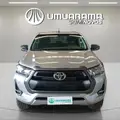TOYOTA HILUX 2.8 D-4D TURBO DIESEL CD SR 4X4 AUTOMÁTICO TOYOTA HILUX 2.8 D-4D TURBO DIESEL CD SR 4X4 AUTOMÁTICO
