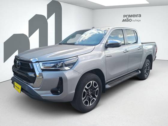 TOYOTA HILUX 2.8 D-4D TURBO DIESEL CD SRX 4X4 AUTOMÁTICO