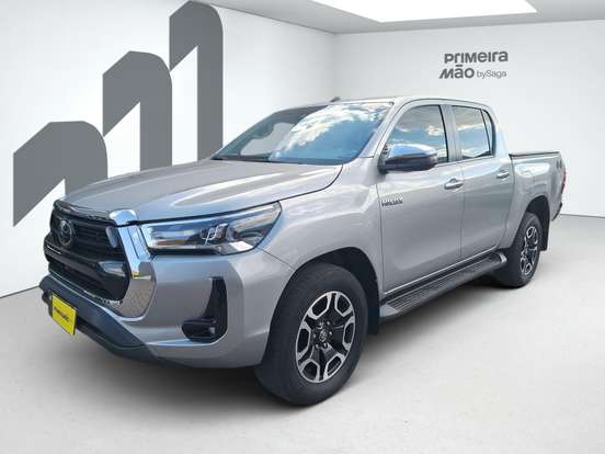 TOYOTA-HILUX-2.8 D-4D TURBO DIESEL CD SRX 4X4 AUTOMÁTICO TOYOTA-HILUX-2022