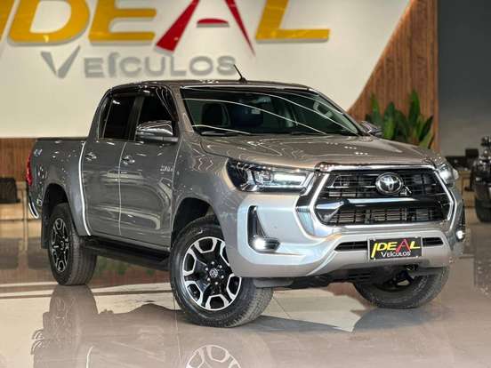 TOYOTA-HILUX-2.8 D-4D TURBO DIESEL CD SRX 4X4 AUTOMÁTICO TOYOTA-HILUX-2021