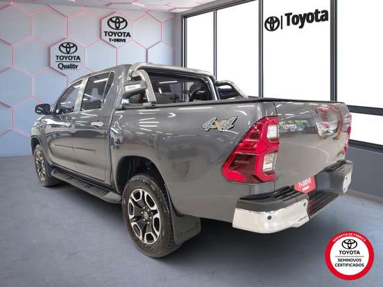TOYOTA-HILUX-2.8 D-4D TURBO DIESEL CD SRX 4X4 AUTOMÁTICO TOYOTA-HILUX-2025