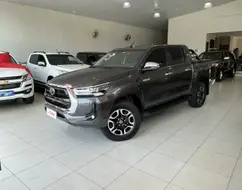TOYOTA HILUX 2.8 D-4D TURBO DIESEL CD SRX LIMITED 4X4 AUTOMÁTICO TOYOTA HILUX 2.8 D-4D TURBO DIESEL CD SRX LIMITED 4X4 AUTOMÁTICO