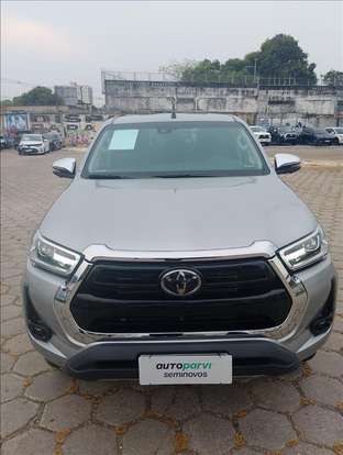 TOYOTA-HILUX-2.8 D-4D TURBO DIESEL CD SRX LIMITED 4X4 AUTOMÁTICO TOYOTA-HILUX-2023