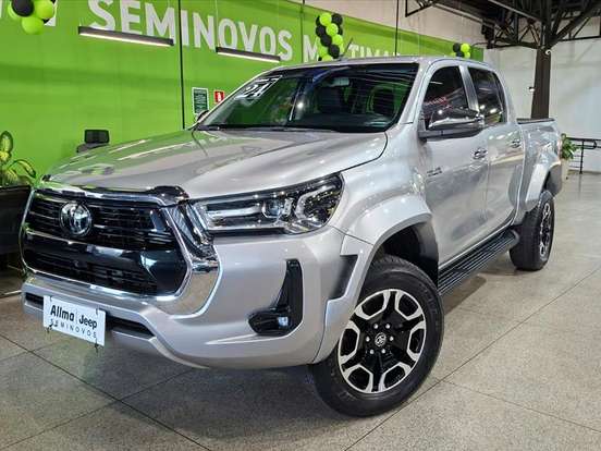 TOYOTA-HILUX-2.8 D-4D TURBO DIESEL CD SRX PLUS 4X4 AUTOMÁTICO TOYOTA-HILUX-2024