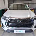 TOYOTA HILUX 2.8 D-4D TURBO DIESEL CD SRX PLUS 4X4 AUTOMÁTICO TOYOTA HILUX 2.8 D-4D TURBO DIESEL CD SRX PLUS 4X4 AUTOMÁTICO