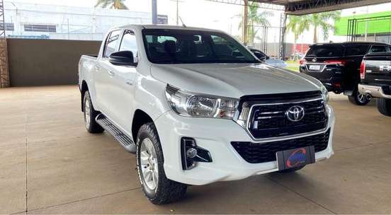 TOYOTA-HILUX-2020
