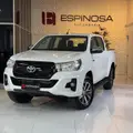 TOYOTA HILUX 2.8 SR 4X4 CD 16V DIESEL 4P AUTOMÁTICO TOYOTA HILUX 2.8 SR 4X4 CD 16V DIESEL 4P AUTOMÁTICO