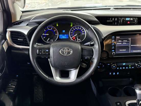 TOYOTA-HILUX-2020