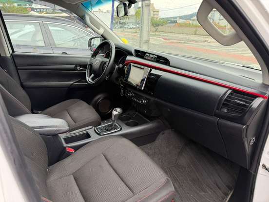 TOYOTA-HILUX-2.8 SR CHALLENGE 4X4 CD 16V DIESEL 4P AUTOMÁTICO TOYOTA-HILUX-2017