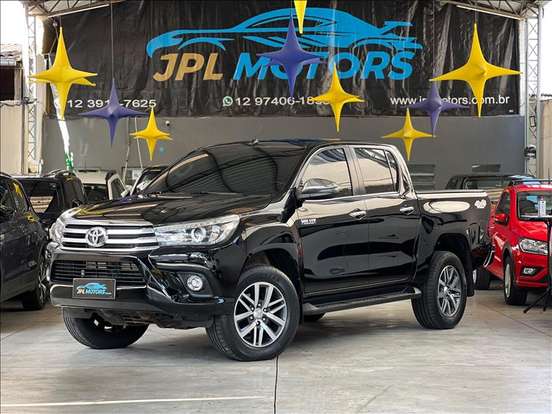 TOYOTA-HILUX-2017