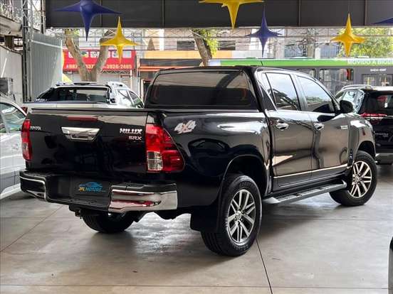 TOYOTA-HILUX-2.8 SRX 4X4 CD 16V DIESEL 4P AUTOMÁTICO TOYOTA-HILUX-2017